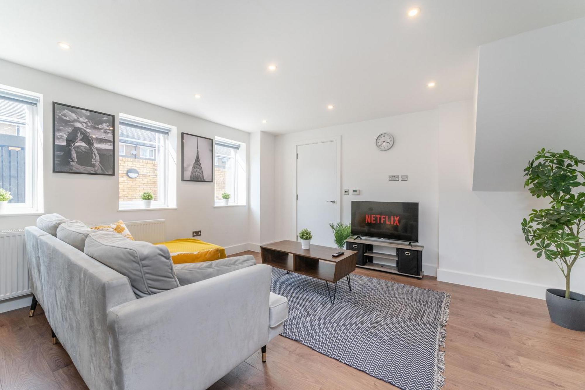 Modern London Home - 2 Bedrooms 2 Bath - Battersea, Vauxhall & Nine Elms Station Buitenkant foto